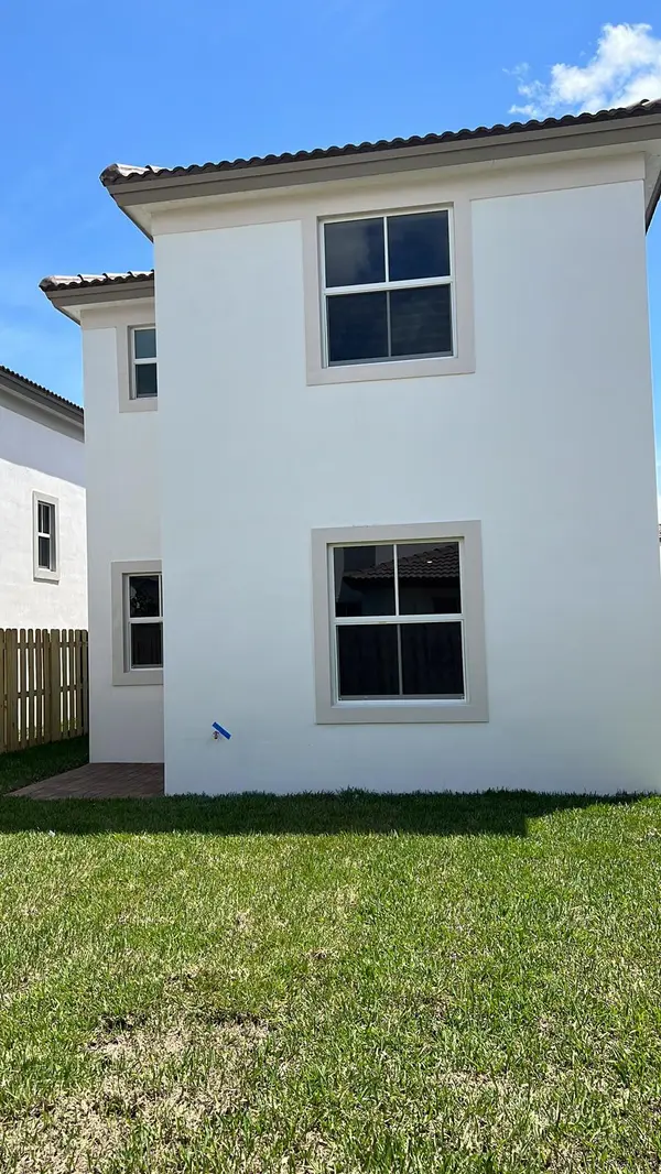 2309 NW 130th St Miami, 33167,
