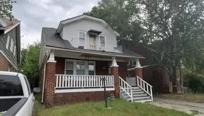 15810 Cherrylawn St, Detroit, MI 48238-1145