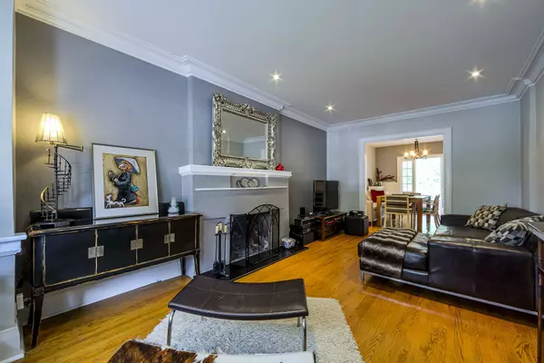 413 Roselawn Ave, Toronto, ON M5N 1J9