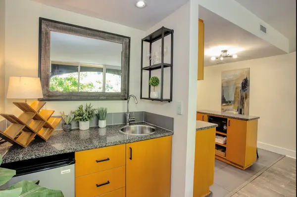 668 McVey Ave #14, Lake Oswego, OR 97034-4811