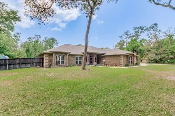 1090 Spanish Moss Dr Pensacola FL 32506