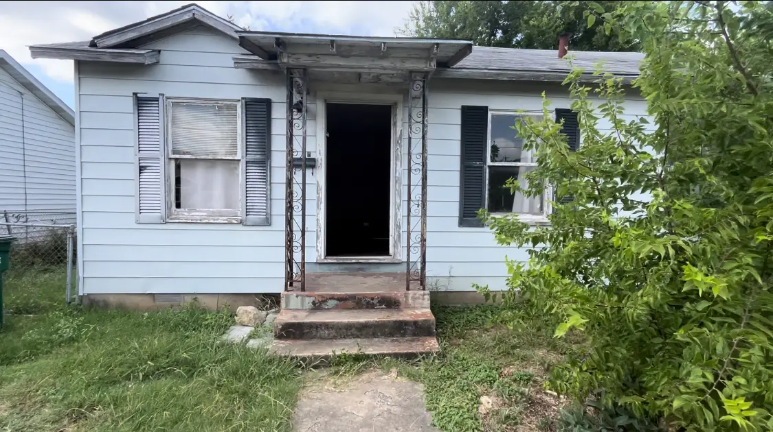 2014 Texas Ave, San Antonio, TX 78228-5139
