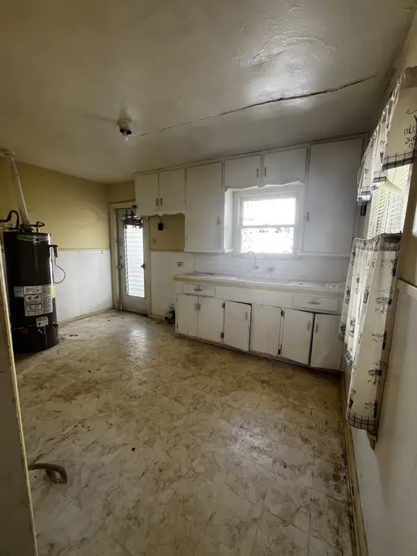 2014 Texas Ave, San Antonio, TX 78228-5139