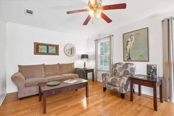 Pensacola, FL 32502,851 South K Street