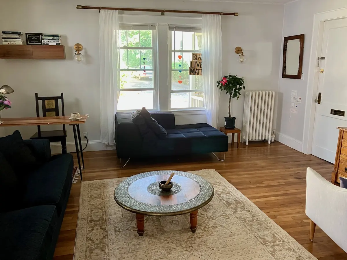 19 Prince St #1, Brookline, MA 02445-7504