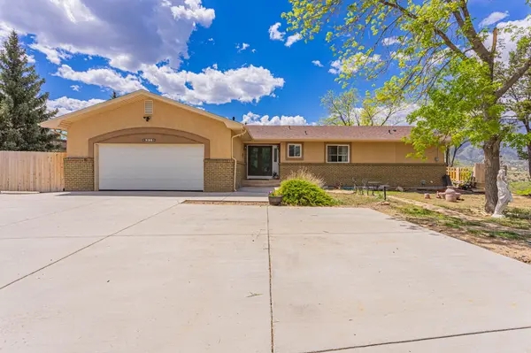 807 Fontmore St, Colorado Springs, CO 80904-1603