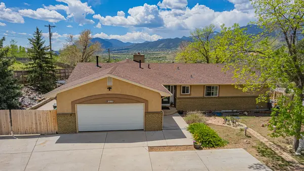 807 Fontmore St, Colorado Springs, CO 80904-1603