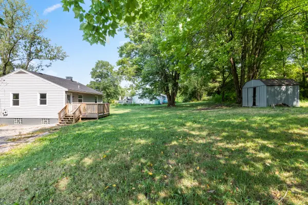 155 Midvale Rd, Wampum, PA 16157-2301