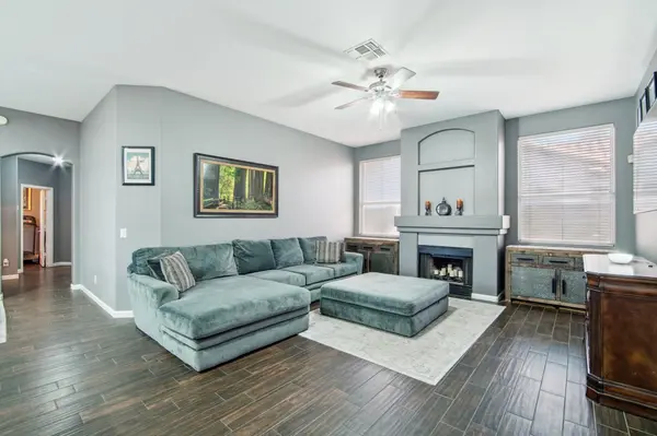 13639 N 71st Dr, Peoria, AZ 85381-5092