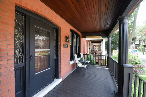 185 Fairleigh Ave S, Hamilton, ON L8M 2K6