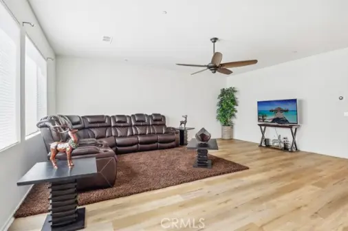 38242 Laisser Ln Palmdale, Ca 93552,