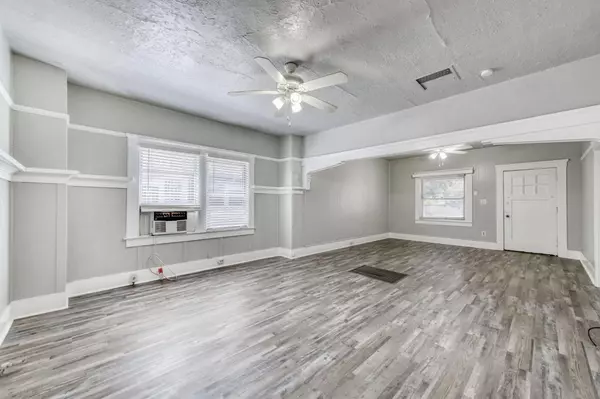 Fresno, CA 93706-3222,1020 A St