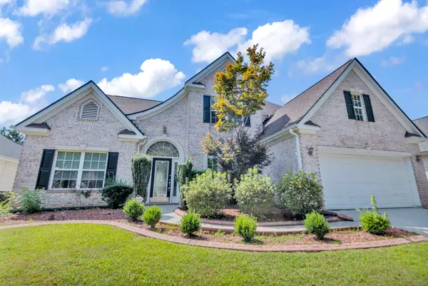 7964 Larksview Dr, Fairburn, GA 30213-4695