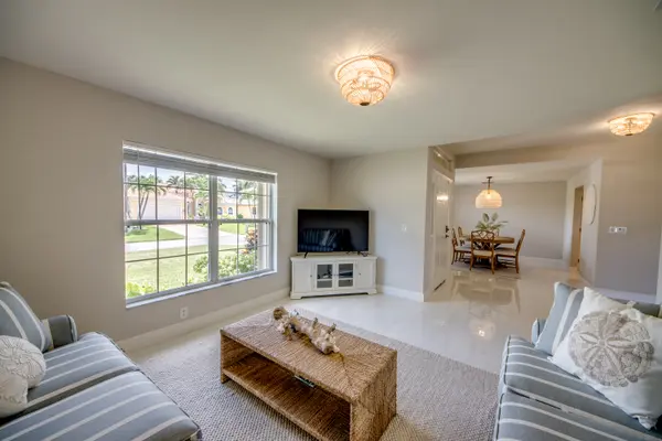 2702 SW 28th Ave, Cape Coral, FL 33914-3707