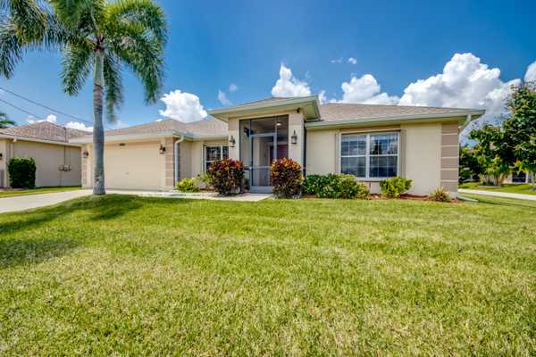 2702 SW 28th Ave, Cape Coral, FL 33914-3707