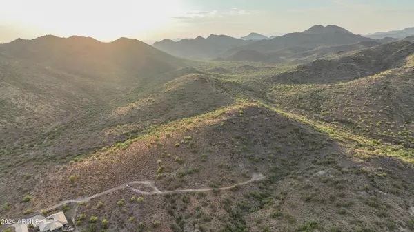 Cave Creek, AZ 85331-9013,4860 E Creek Canyon Rd