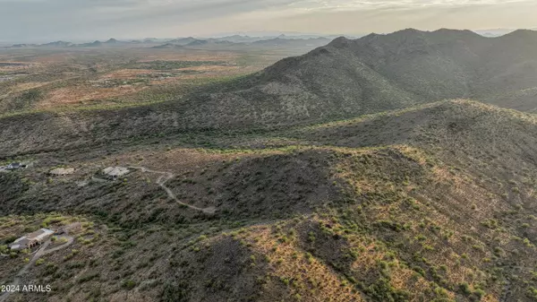 Cave Creek, AZ 85331-9013,4860 E Creek Canyon Rd
