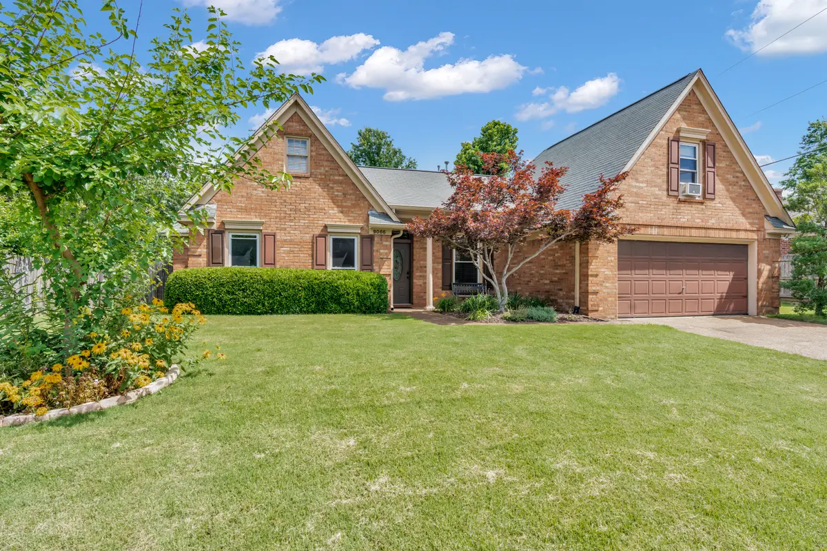 9066 Bellehurst Dr, Cordova, TN 38016-8440