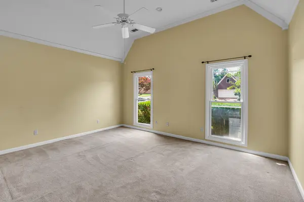9066 Bellehurst Dr, Cordova, TN 38016-8440