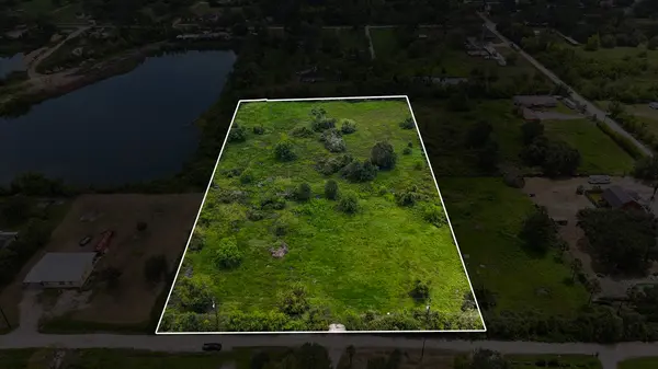 708 E Jasmine St, Fresno, TX 77545-8420