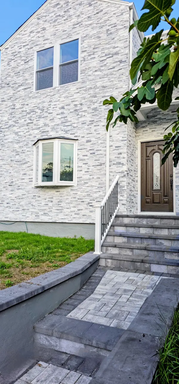 135-35 232nd Street Laurelton, Ny 11413,