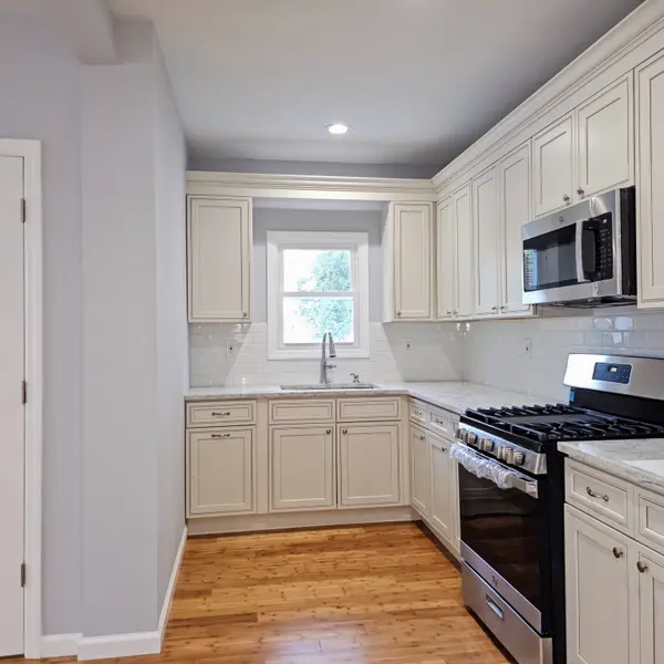 135-35 232nd Street Laurelton, Ny 11413,