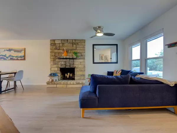 Austin, TX 78746-5169,705 Castle Ridge Rd #Apt A