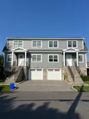 70 Batavia Pl #right side, Harrison, NY 10528-2924
