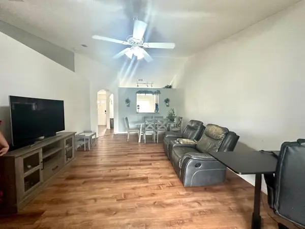 1821 Christina Lee Ln, St Cloud, FL 34769-4911