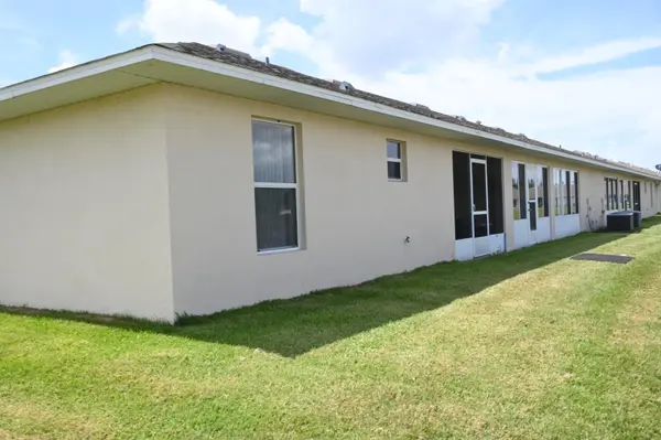 1821 Christina Lee Ln, St Cloud, FL 34769-4911