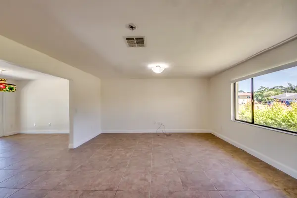 17225 Castleview Dr, North Fort Myers, FL 33917-3825
