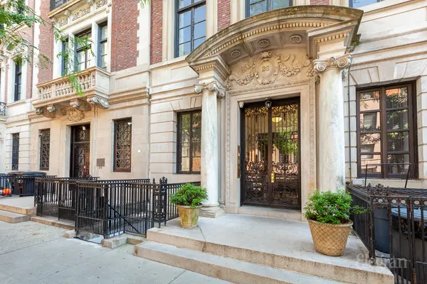 26 W 74th St #2B, New York, NY 10023-2444