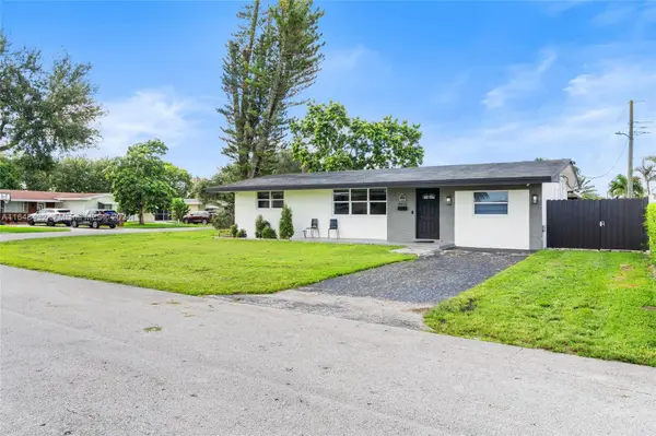 8430 NW 12th St, Pembroke Pines, FL 33024-4965