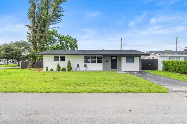 8430 NW 12th St, Pembroke Pines, FL 33024-4965