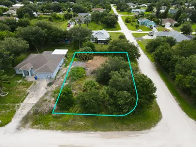 9210 102nd Ave, Vero Beach, FL 32967-3055
