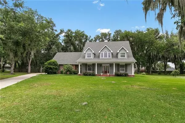 PRE MLS FIRST DIBS The Ultimate Entertainer's Dream: A Stunning Belle Chasse Home with Year-Round Heated Indoor Pool