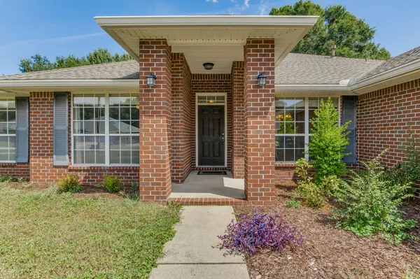 4670 Thousand Oaks Blvd, Milton, FL 32571-6274