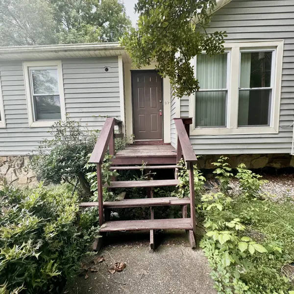 1088 Nimblewood Way, Stone Mountain, GA 30088-2329