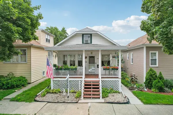 3741 N Osceola Ave, Chicago, IL 60634-3307
