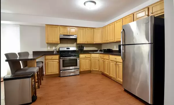 Far Rockaway, NY 11693-1302,167 Beach 95th St #1