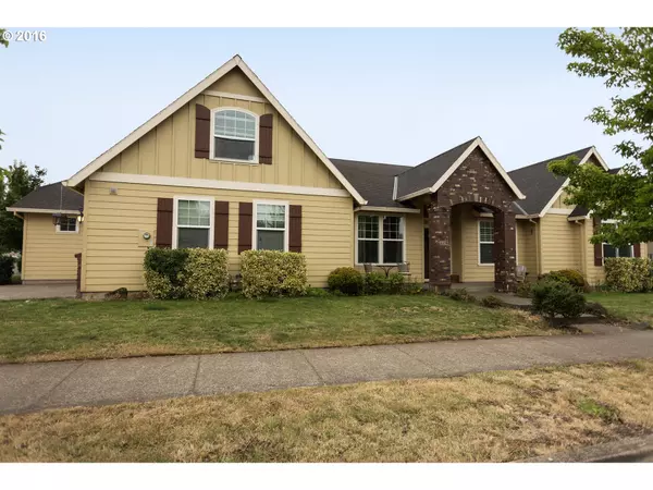 224 W Foothills Dr, Newberg, OR 97132-9050