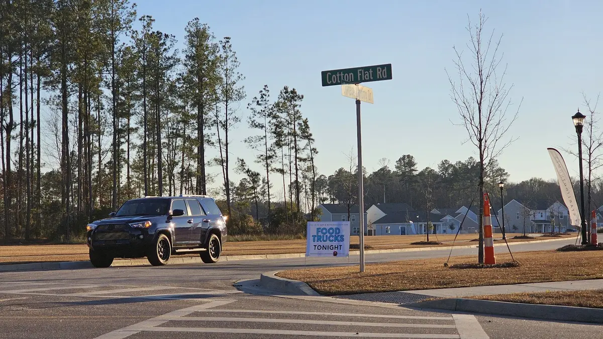 Farm Rd, Summerville, SC 29485