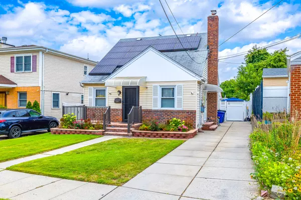 Rosedale, NY 11422,241-39 128th Dr