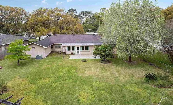 1244 Pickett Ave, Baton Rouge, LA 70808-8719