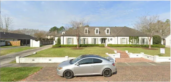 2738 McConnell Dr, Baton Rouge, LA 70809-1113