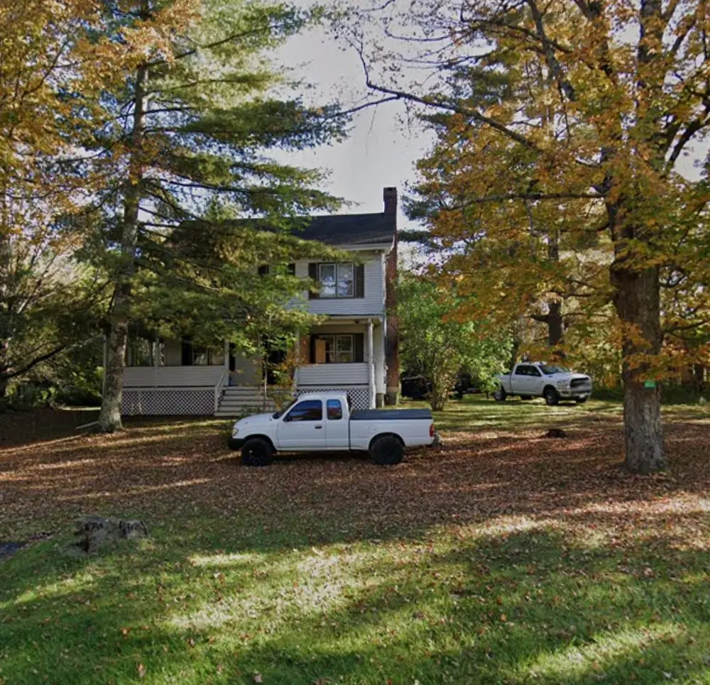 Main St Tannersville, Triplex,