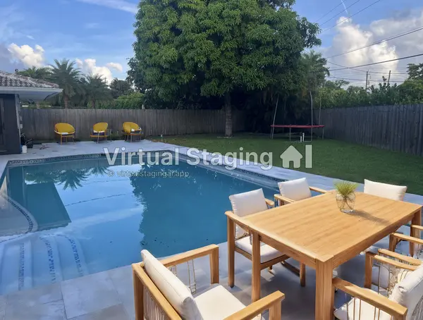 2115 Alamanda Dr, North Miami, FL 33181-2604