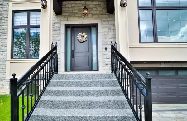 On M1k3g8,,97 Cleta Drive Scarborough