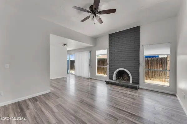 1802 S Sunburst Pl, Tucson, AZ 85748-7523