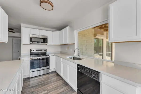 1802 S Sunburst Pl, Tucson, AZ 85748-7523
